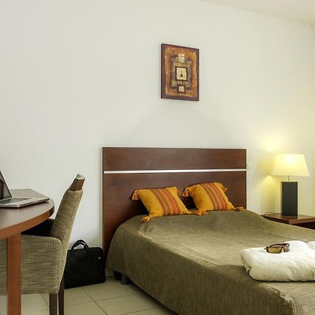 Appartea Golf Side Aparthotel Biot Exterior photo